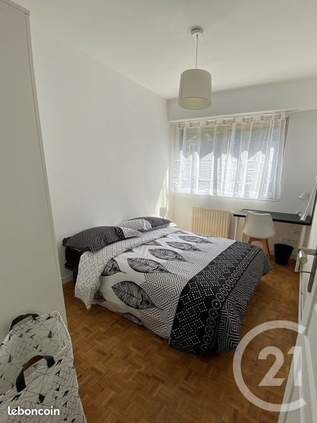 Chambre à louer - 1 pièce - 9.0 m2 - CENON - 33 - AQUITAINE - Century 21 Kadima