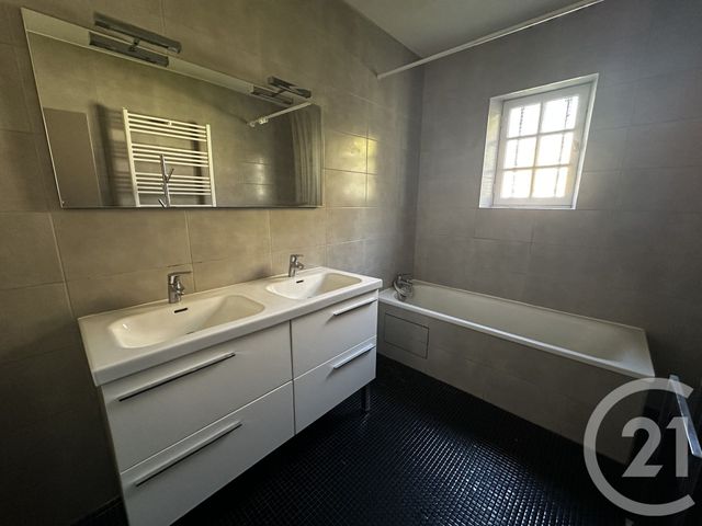 Afficher la photo en grand maison à louer - 6 pièces - 203.26 m2 - ST MEDARD EN JALLES - 33 - AQUITAINE - Century 21 Kadima