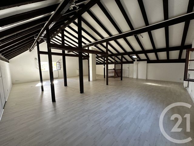 Afficher la photo en grand maison à louer - 6 pièces - 203.26 m2 - ST MEDARD EN JALLES - 33 - AQUITAINE - Century 21 Kadima