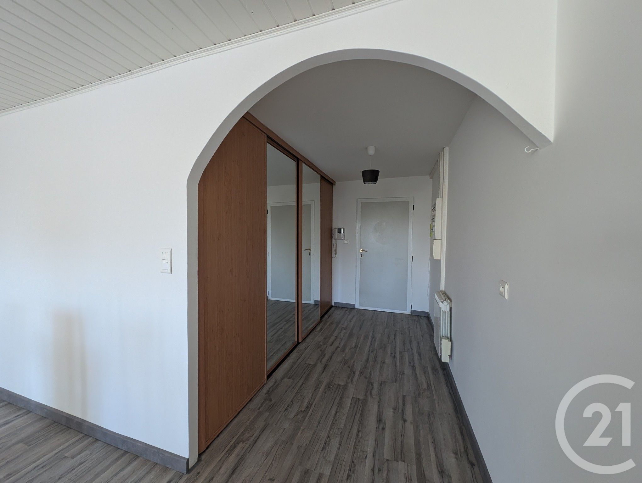 Appartement 3 pièces 76 m² à louer à Le Taillan-Médoc — photo 2