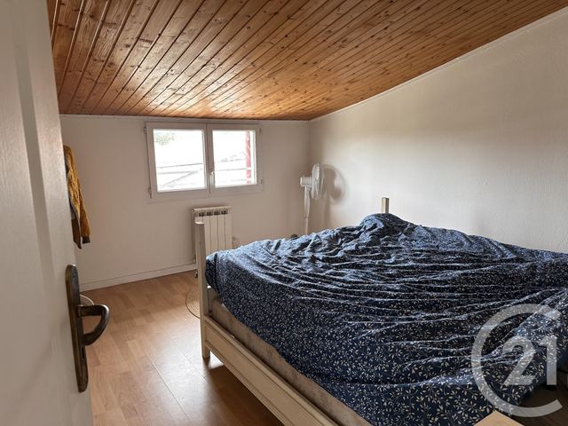 Appartement T3 à louer - 3 pièces - 75.63 m2 - LE TAILLAN MEDOC - 33 - AQUITAINE - Century 21 Kadima