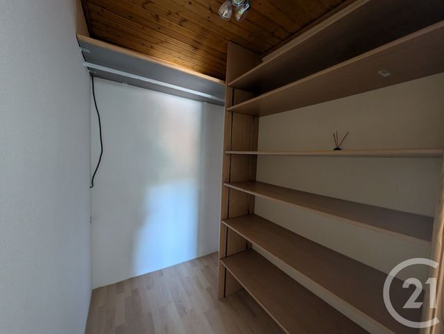 Afficher la photo en grand Appartement T3 à louer - 3 pièces - 75.63 m2 - LE TAILLAN MEDOC - 33 - AQUITAINE - Century 21 Kadima