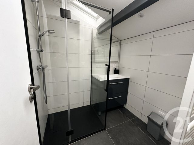 maison à louer - 7 pièces - 109.09 m2 - ST MEDARD EN JALLES - 33 - AQUITAINE - Century 21 Kadima