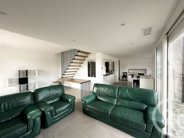 maison à louer - 7 pièces - 109.09 m2 - ST MEDARD EN JALLES - 33 - AQUITAINE - Century 21 Kadima