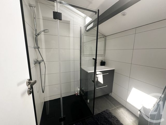 maison à louer - 7 pièces - 109.09 m2 - ST MEDARD EN JALLES - 33 - AQUITAINE - Century 21 Kadima