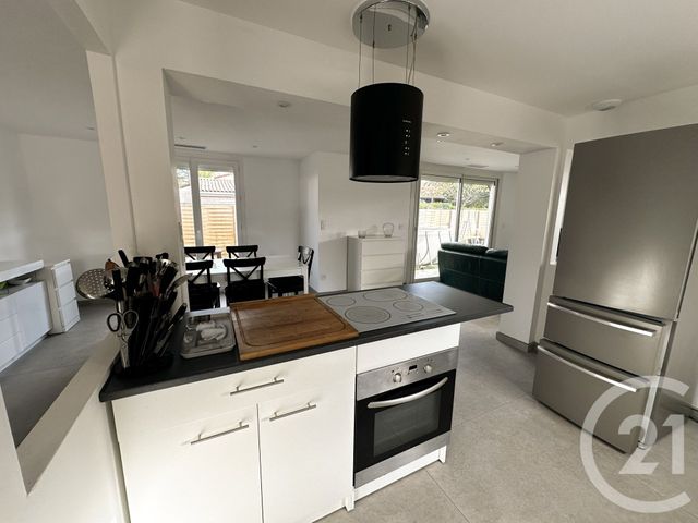 maison à louer - 7 pièces - 109.09 m2 - ST MEDARD EN JALLES - 33 - AQUITAINE - Century 21 Kadima