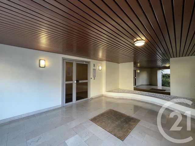 Appartement T4 à louer - 4 pièces - 102.84 m2 - BORDEAUX - 33 - AQUITAINE - Century 21 Kadima