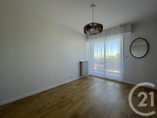 Appartement T4 à louer - 4 pièces - 102.84 m2 - BORDEAUX - 33 - AQUITAINE - Century 21 Kadima
