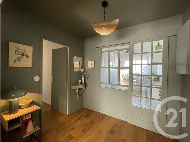 Appartement T4 à louer - 4 pièces - 102.84 m2 - BORDEAUX - 33 - AQUITAINE - Century 21 Kadima