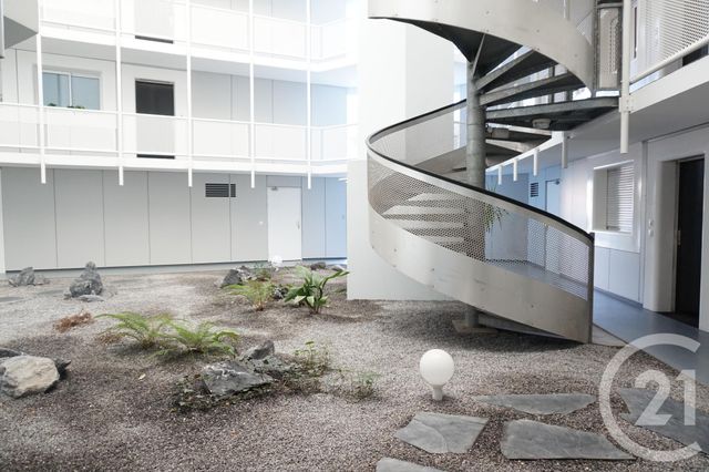 Afficher la photo en grand Appartement T3 à louer - 3 pièces - 51.43 m2 - BORDEAUX - 33 - AQUITAINE - Century 21 Kadima