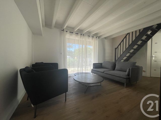 Afficher la photo en grand maison à louer - 4 pièces - 92.3 m2 - ST MEDARD EN JALLES - 33 - AQUITAINE - Century 21 Kadima