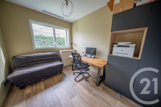 maison à louer - 5 pièces - 185.96 m2 - SALAUNES - 33 - AQUITAINE - Century 21 Kadima