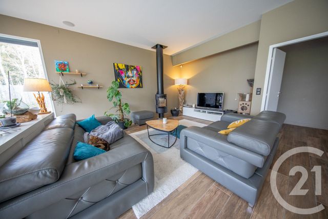 maison à louer - 5 pièces - 185.96 m2 - SALAUNES - 33 - AQUITAINE - Century 21 Kadima