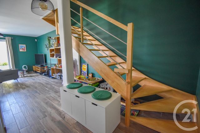 maison à louer - 5 pièces - 106.15 m2 - ST MEDARD EN JALLES - 33 - AQUITAINE - Century 21 Kadima