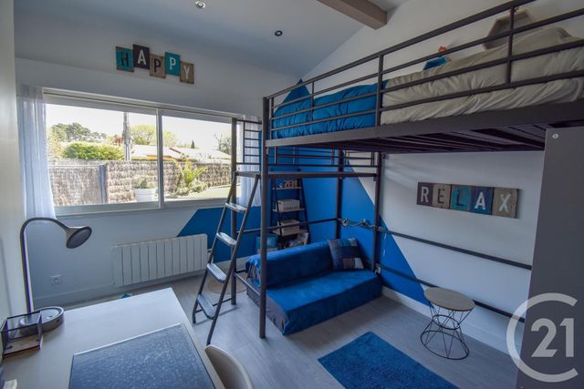 maison à louer - 8 pièces - 168.84 m2 - ST AUBIN DE MEDOC - 33 - AQUITAINE - Century 21 Kadima