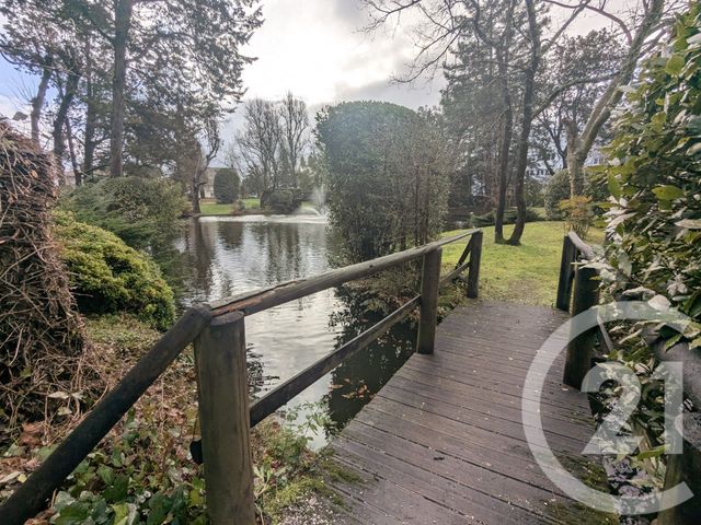 Appartement T3 à louer - 3 pièces - 86.46 m2 - BORDEAUX - 33 - AQUITAINE - Century 21 Kadima