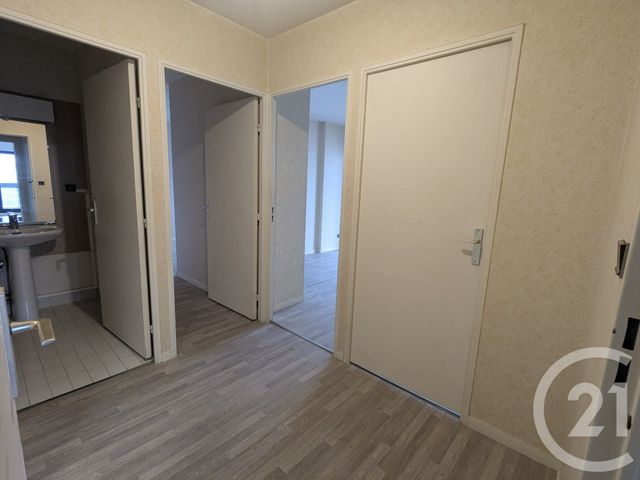 Appartement T3 à louer - 3 pièces - 86.46 m2 - BORDEAUX - 33 - AQUITAINE - Century 21 Kadima