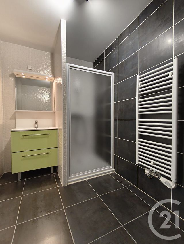 Appartement T2 à louer - 2 pièces - 41.5 m2 - ST MEDARD EN JALLES - 33 - AQUITAINE - Century 21 Kadima