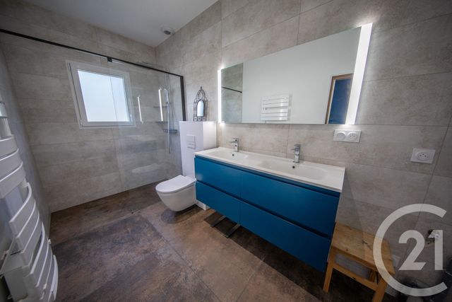 maison à louer - 5 pièces - 135.01 m2 - ST MEDARD EN JALLES - 33 - AQUITAINE - Century 21 Kadima