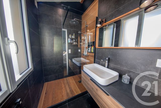 maison à louer - 4 pièces - 102.0 m2 - BORDEAUX - 33 - AQUITAINE - Century 21 Kadima