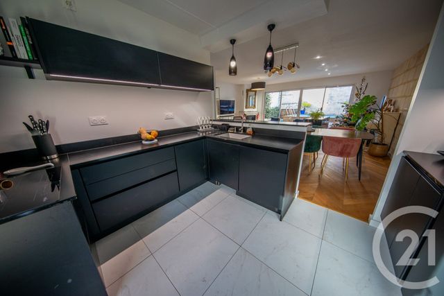 maison à louer - 4 pièces - 102.0 m2 - BORDEAUX - 33 - AQUITAINE - Century 21 Kadima