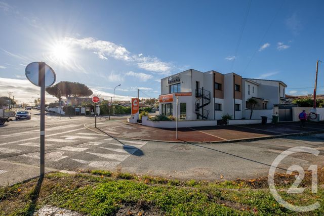 commerce à louer - 144.18 m2 - ST MEDARD EN JALLES - 33 - AQUITAINE - Century 21 Kadima