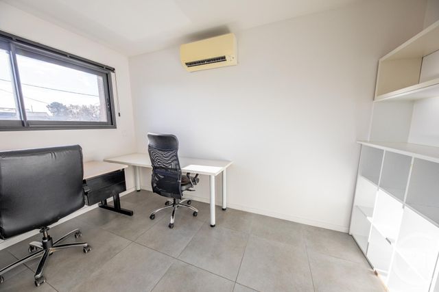 commerce à louer - 144.18 m2 - ST MEDARD EN JALLES - 33 - AQUITAINE - Century 21 Kadima