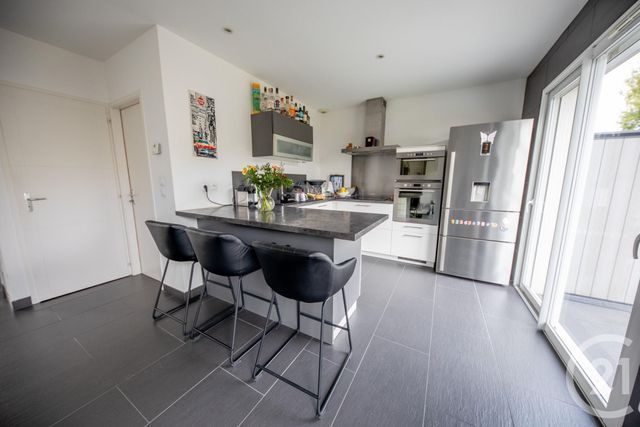 maison à louer - 4 pièces - 81.5 m2 - ST MEDARD EN JALLES - 33 - AQUITAINE - Century 21 Kadima