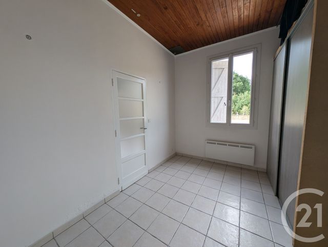 maison à louer - 4 pièces - 82.02 m2 - SAUMOS - 33 - AQUITAINE - Century 21 Kadima