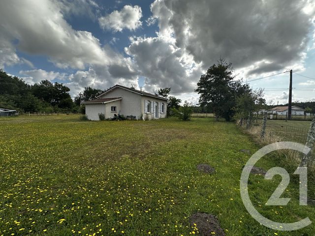 maison à louer - 4 pièces - 82.02 m2 - SAUMOS - 33 - AQUITAINE - Century 21 Kadima