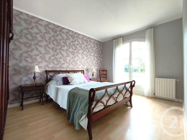 maison à louer - 5 pièces - 104.08 m2 - MARTIGNAS SUR JALLE - 33 - AQUITAINE - Century 21 Kadima