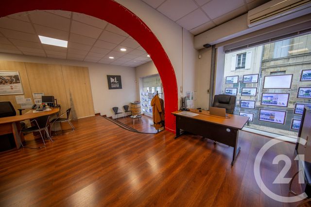 commerce à louer - 102.76 m2 - ST MEDARD EN JALLES - 33 - AQUITAINE - Century 21 Kadima