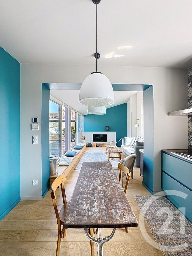 Appartement T3 à louer - 3 pièces - 75.97 m2 - BORDEAUX - 33 - AQUITAINE - Century 21 Kadima