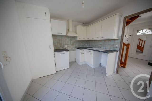 maison à louer - 4 pièces - 66.7 m2 - ST MEDARD EN JALLES - 33 - AQUITAINE - Century 21 Kadima