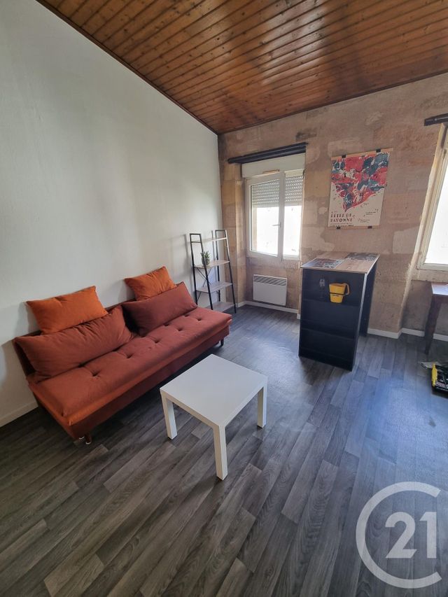 Appartement T1 à louer - 1 pièce - 29.99 m2 - BORDEAUX - 33 - AQUITAINE - Century 21 Kadima