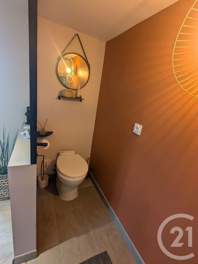 maison à louer - 5 pièces - 115.91 m2 - ST MEDARD EN JALLES - 33 - AQUITAINE - Century 21 Kadima