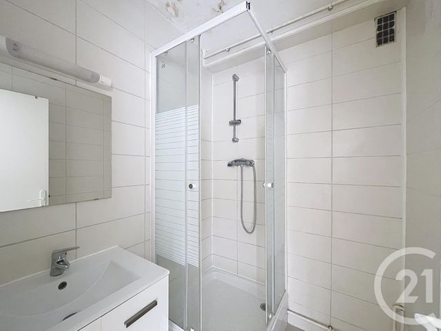 Appartement T3 à louer - 3 pièces - 55.14 m2 - BORDEAUX - 33 - AQUITAINE - Century 21 Kadima