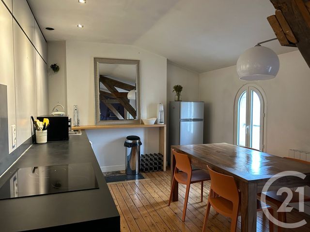 Appartement T2 à louer - 2 pièces - 60.43 m2 - BORDEAUX - 33 - AQUITAINE - Century 21 Kadima
