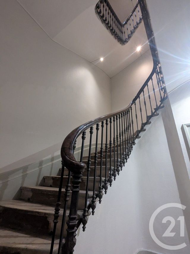 Appartement T2 à louer - 2 pièces - 60.43 m2 - BORDEAUX - 33 - AQUITAINE - Century 21 Kadima