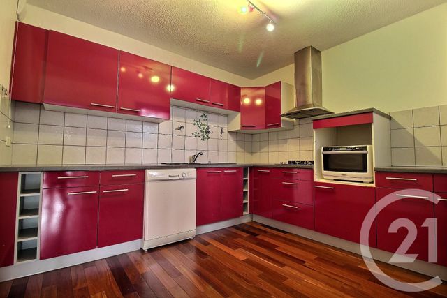 Appartement T3 à louer - 3 pièces - 71.41 m2 - PESSAC - 33 - AQUITAINE - Century 21 Kadima