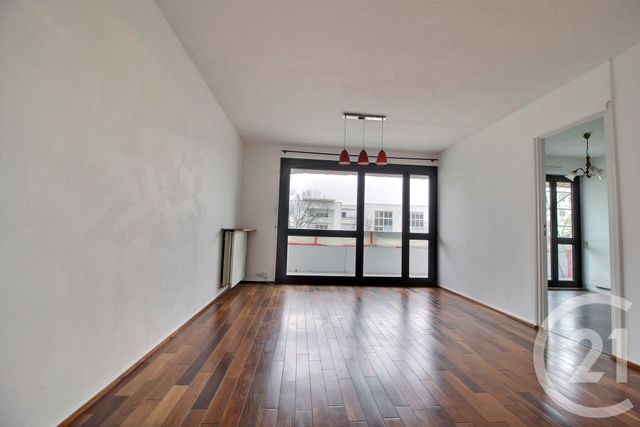 Appartement T3 à louer - 3 pièces - 71.41 m2 - PESSAC - 33 - AQUITAINE - Century 21 Kadima