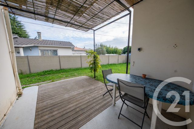 maison à louer - 3 pièces - 56.15 m2 - ST MEDARD EN JALLES - 33 - AQUITAINE - Century 21 Kadima