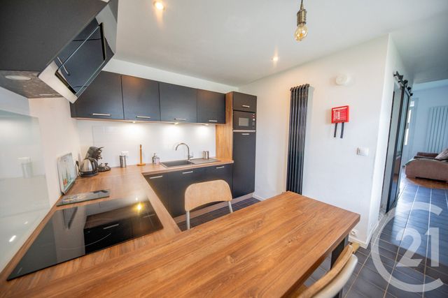 maison à louer - 3 pièces - 56.15 m2 - ST MEDARD EN JALLES - 33 - AQUITAINE - Century 21 Kadima