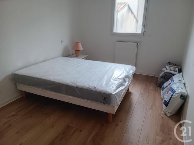 Appartement T2 à louer - 2 pièces - 40.41 m2 - ST MEDARD EN JALLES - 33 - AQUITAINE - Century 21 Kadima