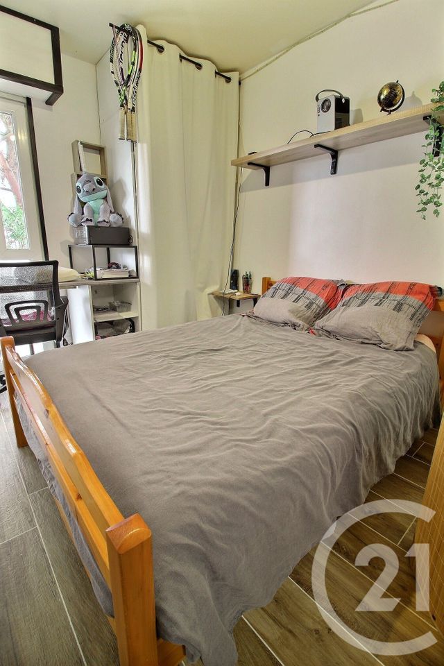 Appartement T2 à louer - 2 pièces - 30.59 m2 - PESSAC - 33 - AQUITAINE - Century 21 Kadima