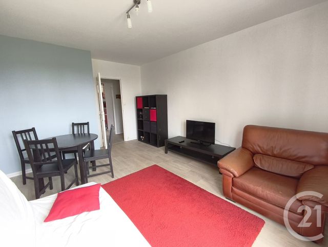 Appartement T3 à louer - 3 pièces - 54.61 m2 - PESSAC - 33 - AQUITAINE - Century 21 Kadima