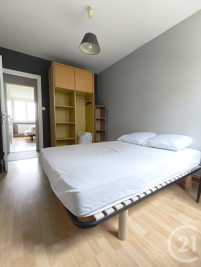 Appartement T3 à louer - 3 pièces - 54.61 m2 - PESSAC - 33 - AQUITAINE - Century 21 Kadima