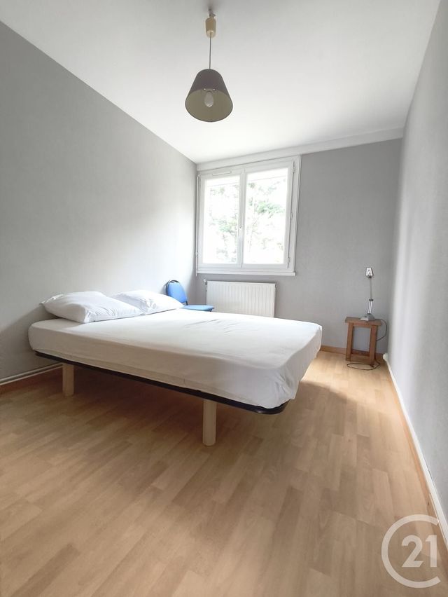 Appartement T3 à louer - 3 pièces - 54.61 m2 - PESSAC - 33 - AQUITAINE - Century 21 Kadima