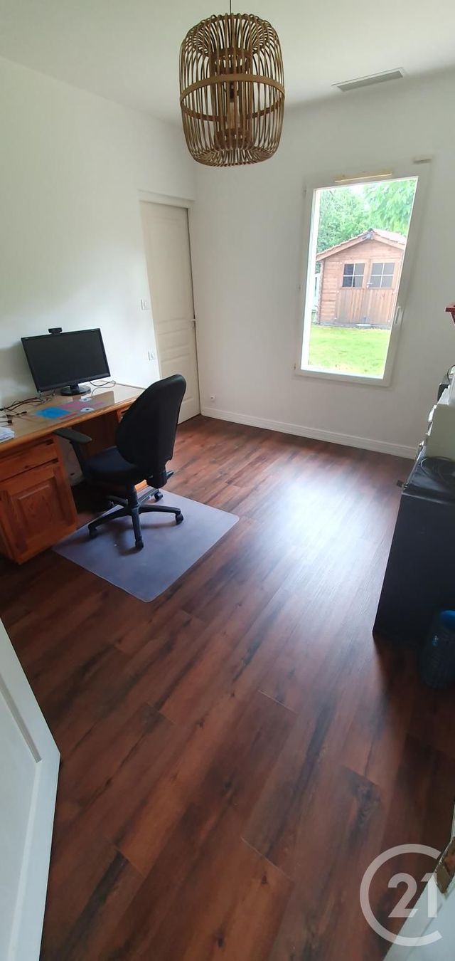 maison à louer - 5 pièces - 103.26 m2 - LE TAILLAN MEDOC - 33 - AQUITAINE - Century 21 Kadima