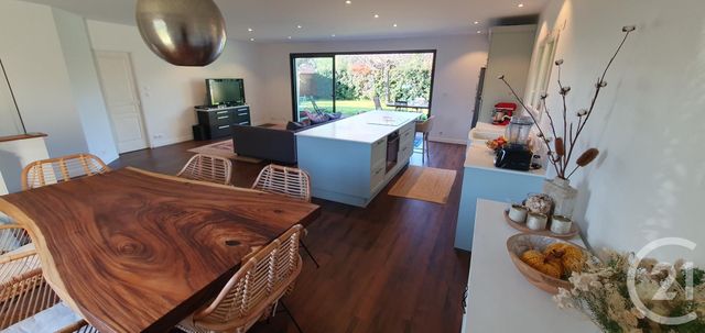 maison à louer - 5 pièces - 103.26 m2 - LE TAILLAN MEDOC - 33 - AQUITAINE - Century 21 Kadima